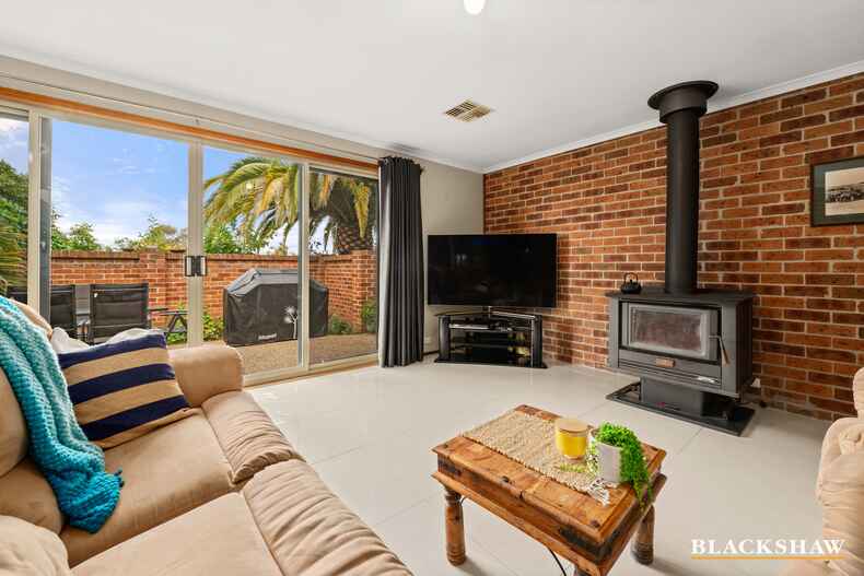 21 Hollway Street Calwell 21 Hollway Street Calwell