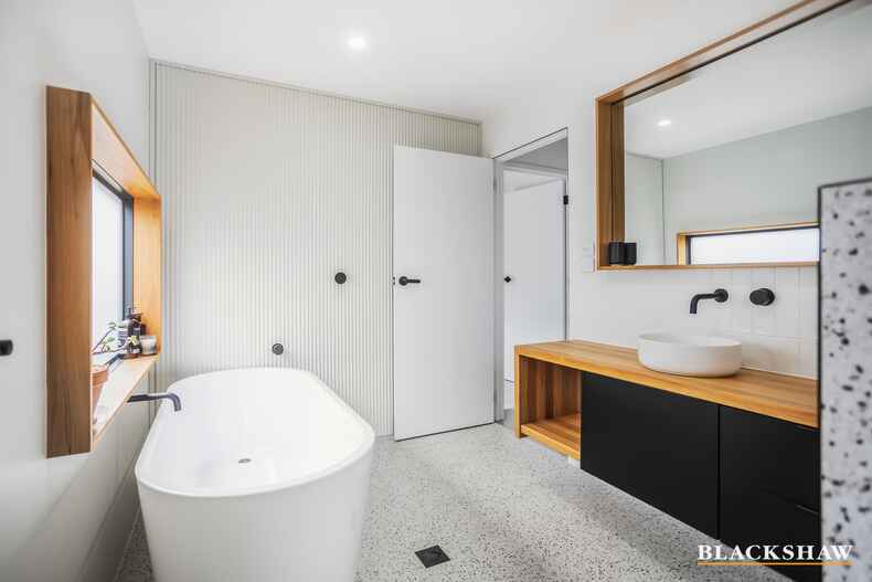 37 Woolabar Drive Broulee 37 Woolabar Drive Broulee