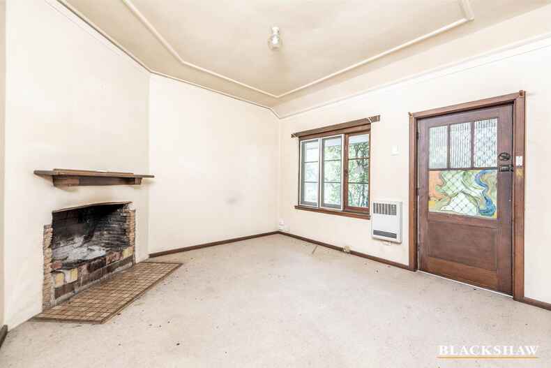 28 Hackett Gardens Turner 28 Hackett Gardens Turner