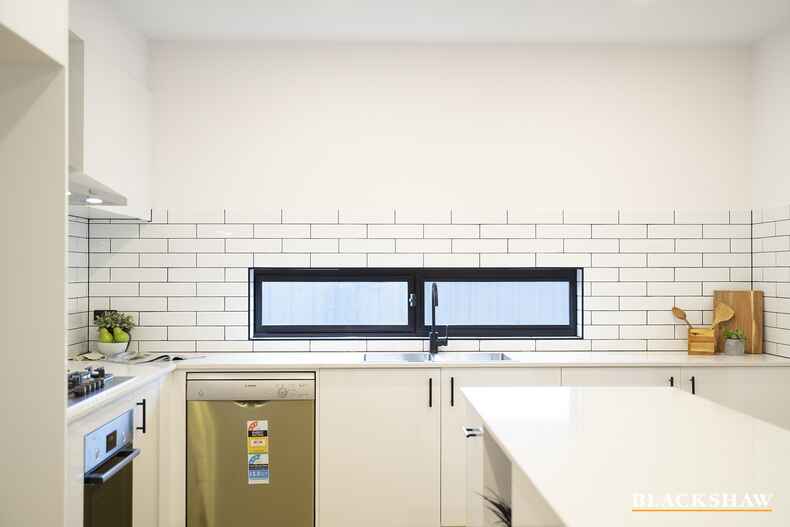 66 Ken Herde Crescent Taylor 66 Ken Herde Crescent Taylor