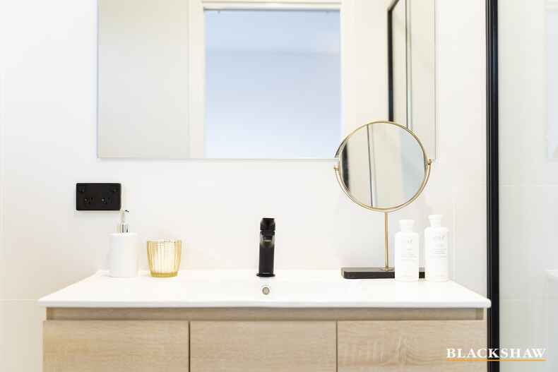 66 Ken Herde Crescent Taylor 66 Ken Herde Crescent Taylor