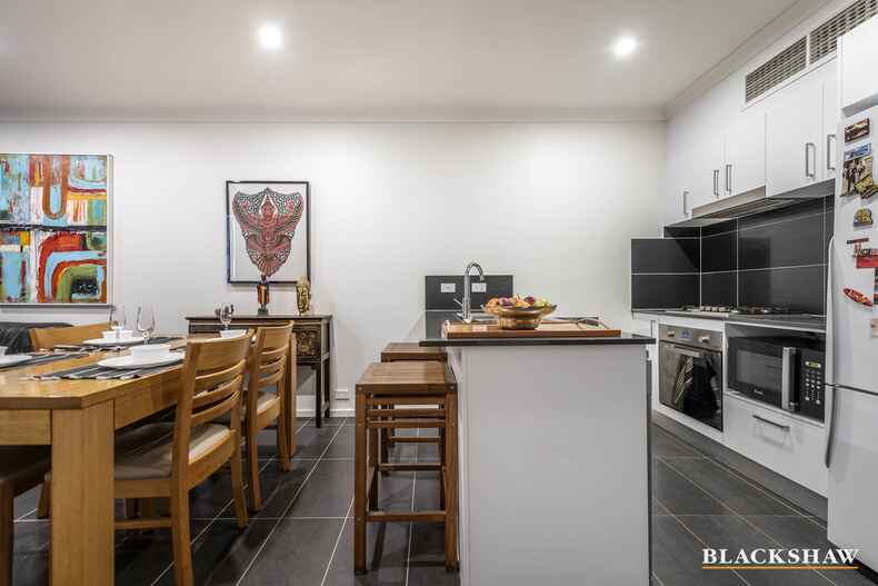 19/40 Henry Kendall Street Franklin