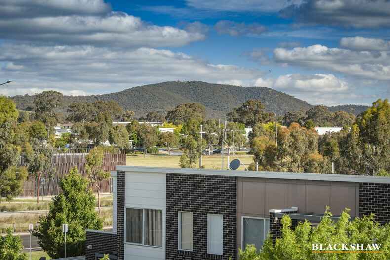 19/40 Henry Kendall Street Franklin