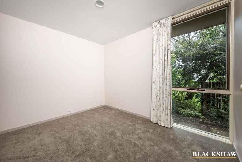 17/72 Shackleton Circuit Mawson 17/72 Shackleton Circuit Mawson