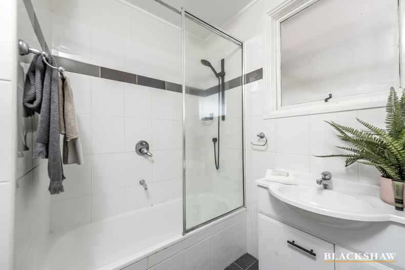 5 Sellwood Street Holt 5 Sellwood Street Holt