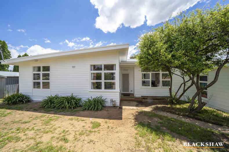 25 Crest Road Queanbeyan