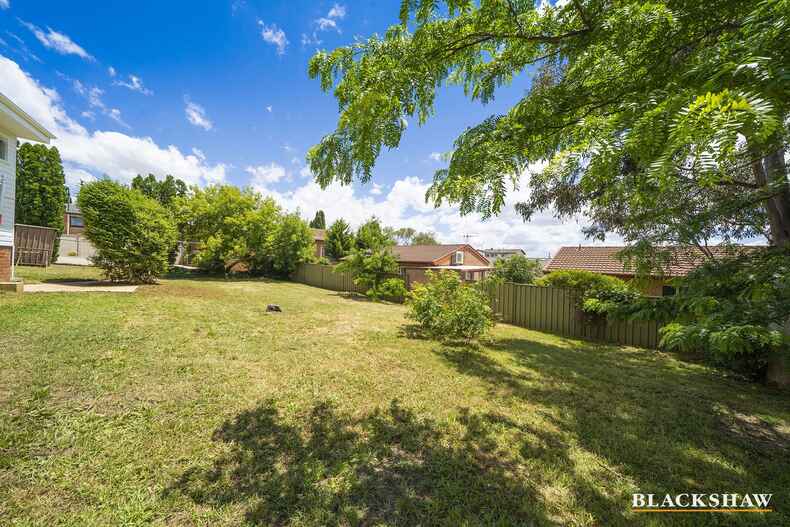 25 Crest Road Queanbeyan 25 Crest Road Queanbeyan