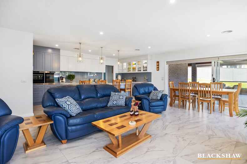 9 Mckenzies Crescent Malua Bay 9 Mckenzies Crescent Malua Bay