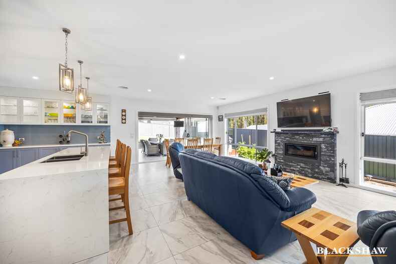 9 Mckenzies Crescent Malua Bay 9 Mckenzies Crescent Malua Bay