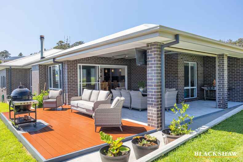 9 Mckenzies Crescent Malua Bay 9 Mckenzies Crescent Malua Bay