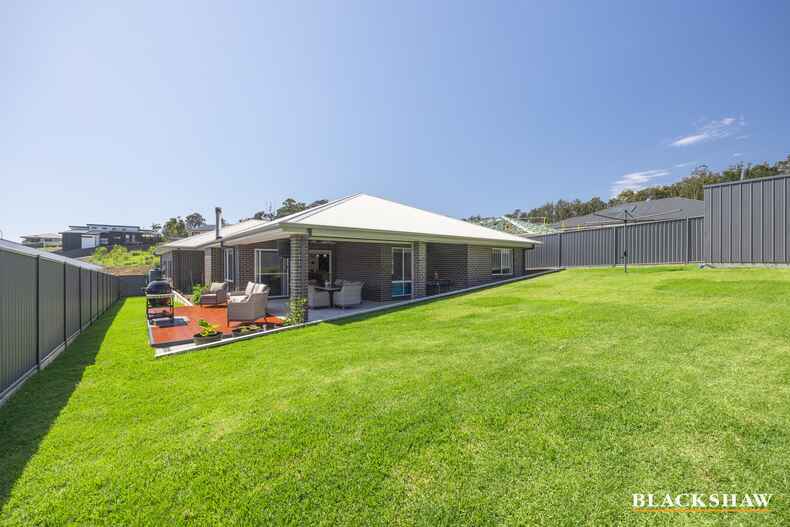 9 Mckenzies Crescent Malua Bay 9 Mckenzies Crescent Malua Bay