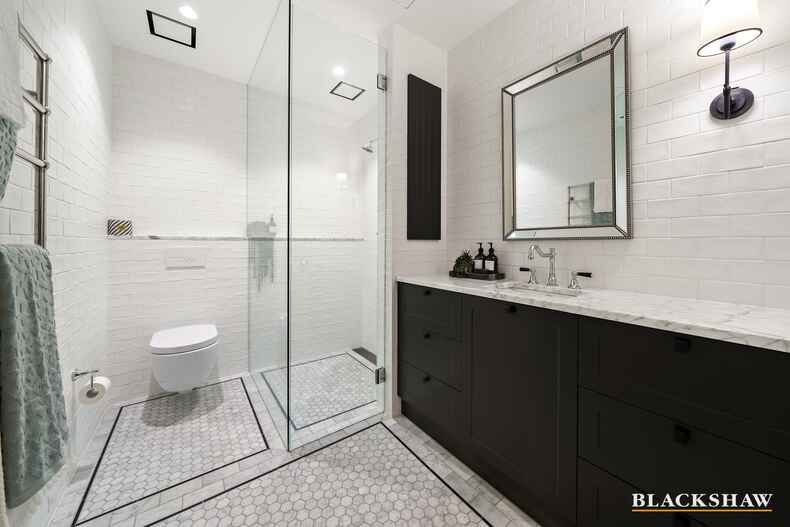 1/7 Leichhardt Street Kingston 1/7 Leichhardt Street Kingston