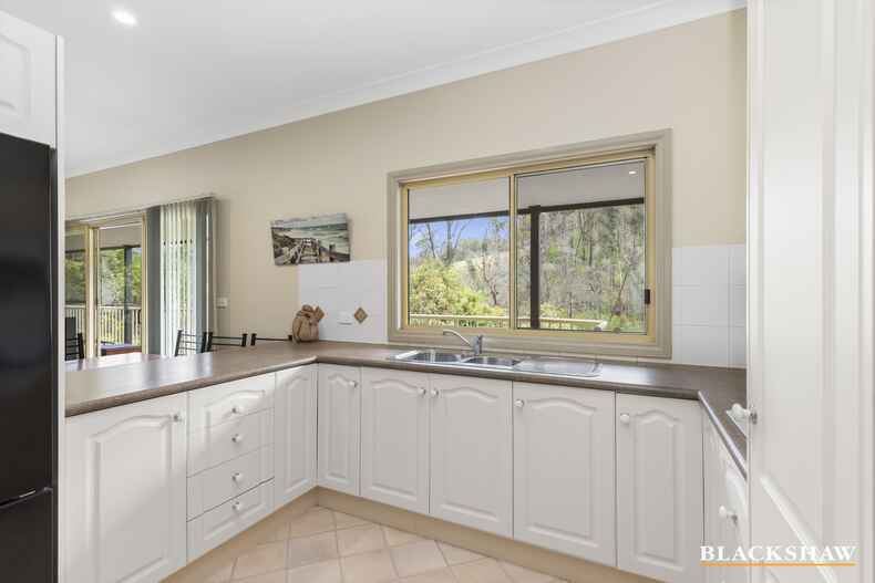 88 Ridge Avenue Malua Bay