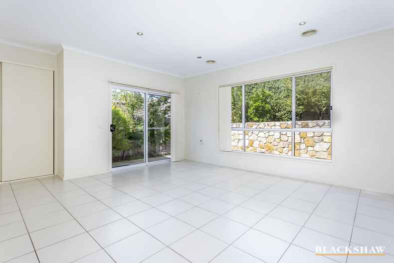 11 Helen Turner Street Gungahlin 11 Helen Turner Street Gungahlin