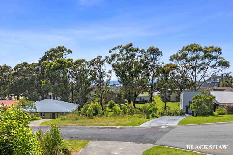 13 Mimosa Place Malua Bay