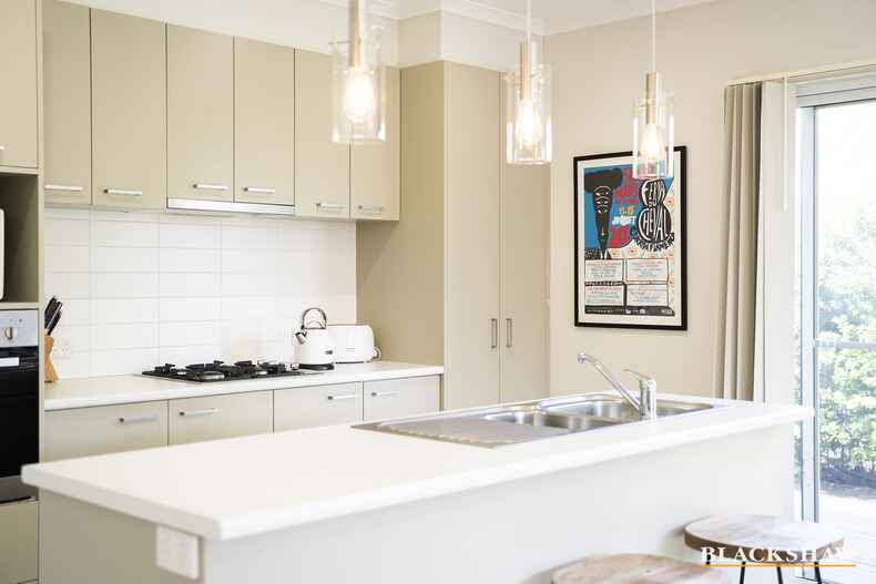 13 Murrjinelle Circuit Bonner