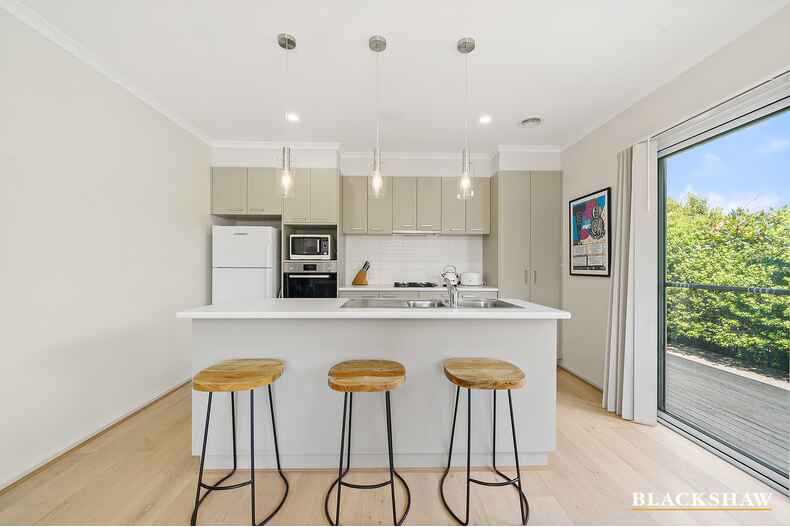 13 Murrjinelle Circuit Bonner