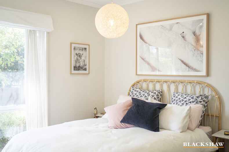 13 Murrjinelle Circuit Bonner