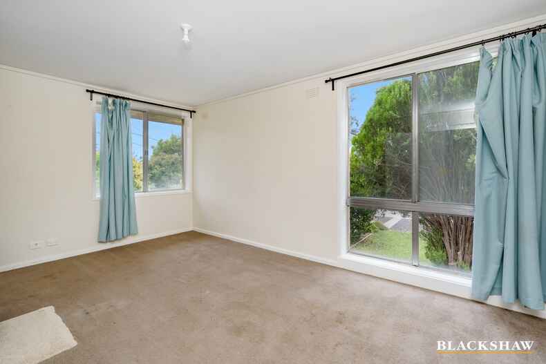 17 McMaster Street Scullin 17 McMaster Street Scullin