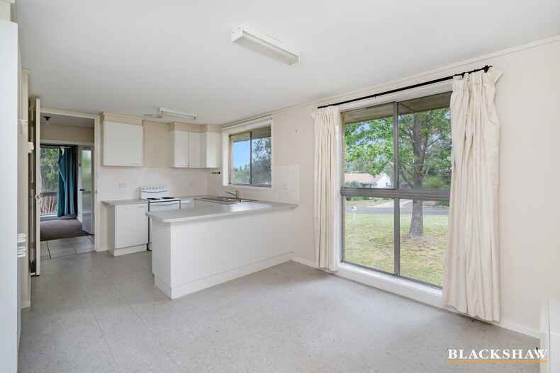 17 McMaster Street Scullin 17 McMaster Street Scullin