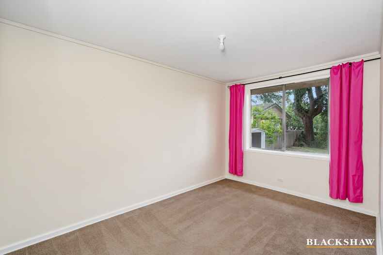 17 McMaster Street Scullin 17 McMaster Street Scullin