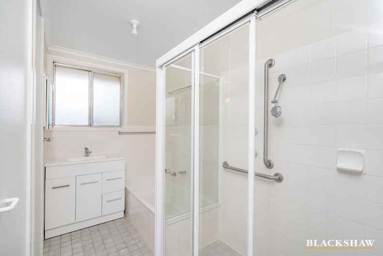 17 McMaster Street Scullin 17 McMaster Street Scullin