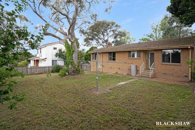 17 McMaster Street Scullin 17 McMaster Street Scullin