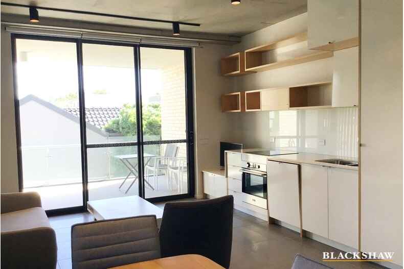 6/27 Moore Street Turner