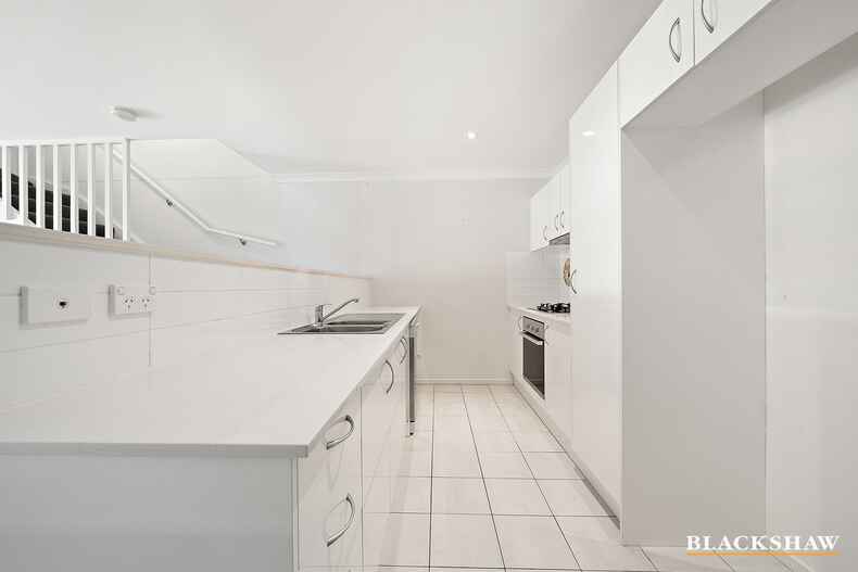 8 Quealy Street Casey 8 Quealy Street Casey