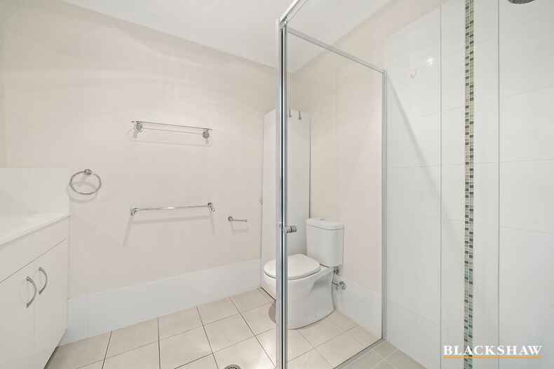 8 Quealy Street Casey 8 Quealy Street Casey