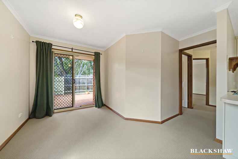 8/72 Brudenell Drive Jerrabomberra