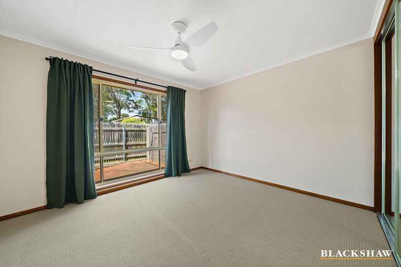 8/72 Brudenell Drive Jerrabomberra
