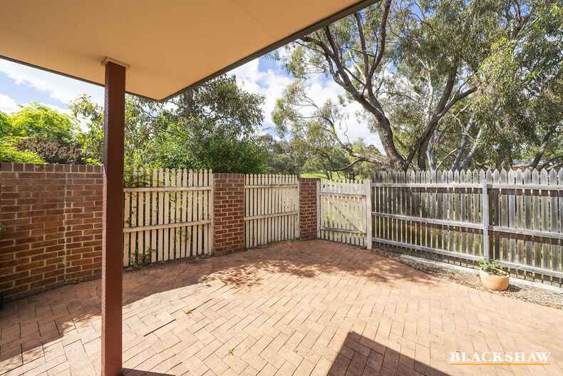 8/72 Brudenell Drive Jerrabomberra