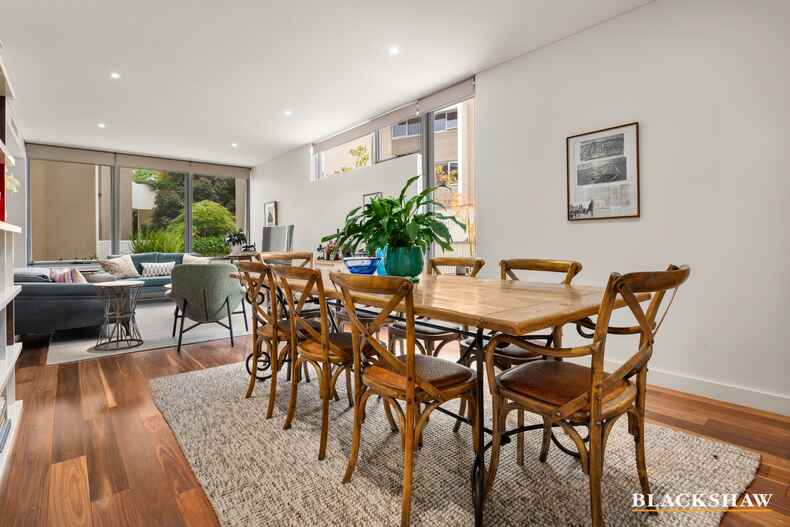 12/19 State Circle Forrest 12/19 State Circle Forrest