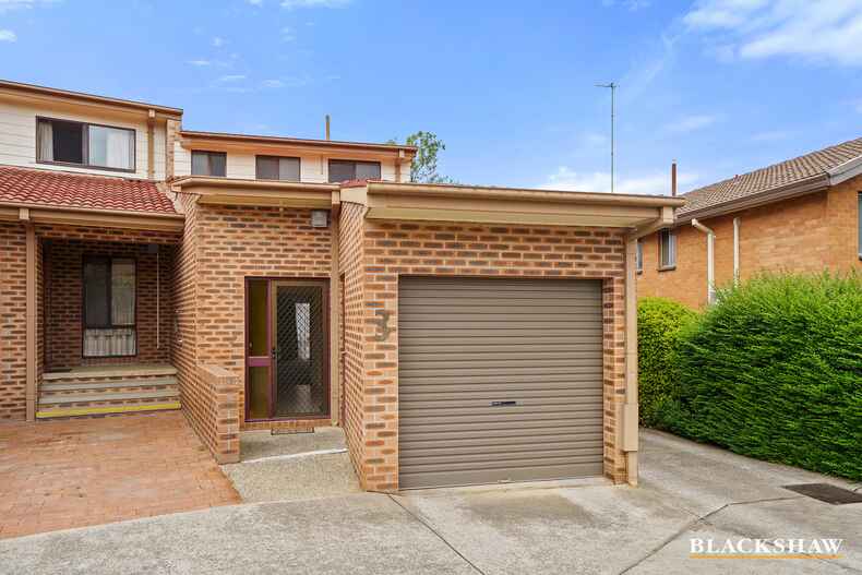 3/7 Adams Street Queanbeyan