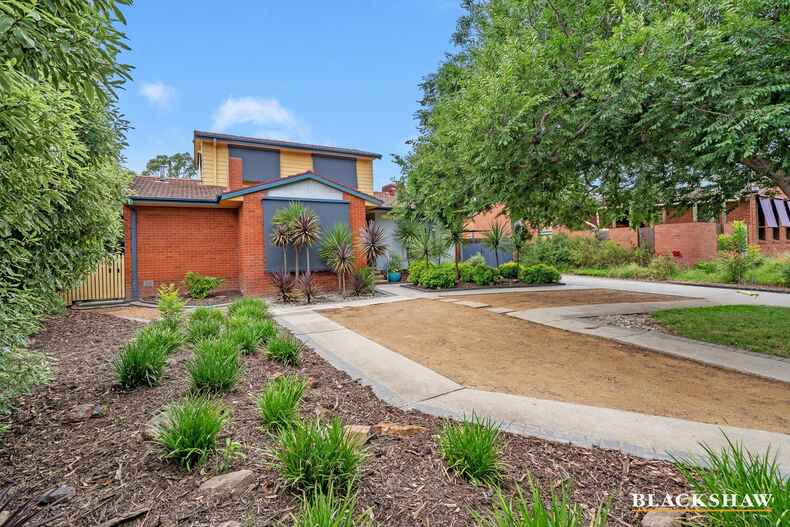 30 Bandjalong Crescent Aranda