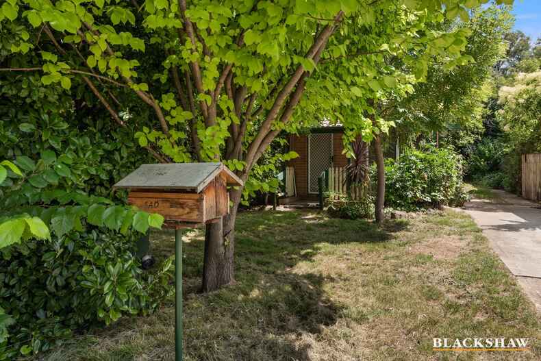 140 Captain Cook Crescent Narrabundah 140 Captain Cook Crescent Narrabundah