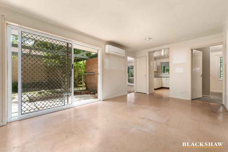 140 Captain Cook Crescent Narrabundah 140 Captain Cook Crescent Narrabundah