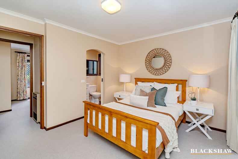 5 Heriot Place Flynn