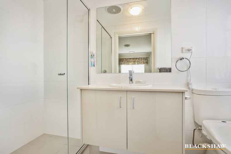 4 Bagarin Avenue Tomakin 4 Bagarin Avenue Tomakin