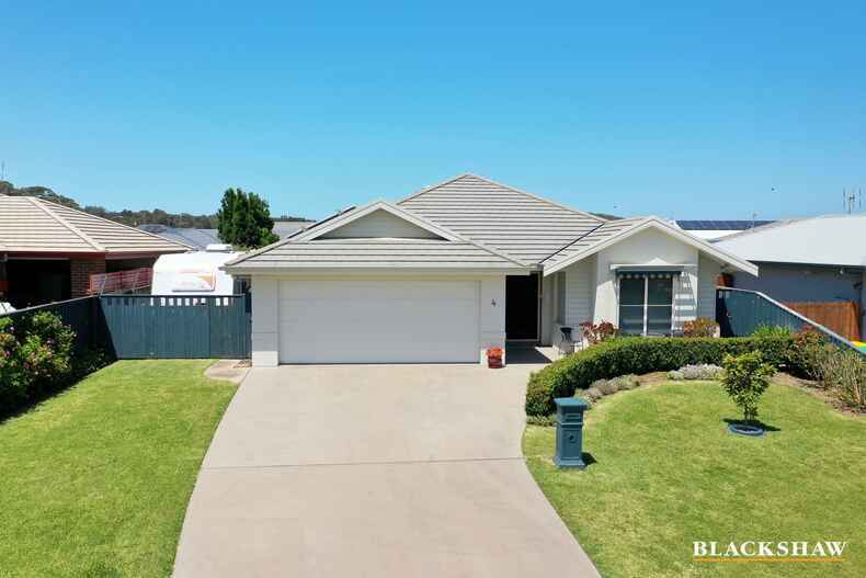 4 Bagarin Avenue Tomakin 4 Bagarin Avenue Tomakin