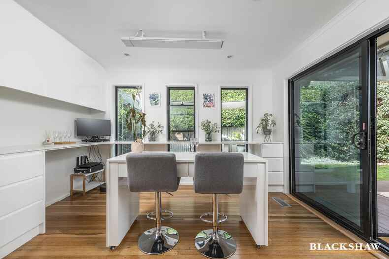 5 Fossey Street Holder 5 Fossey Street Holder