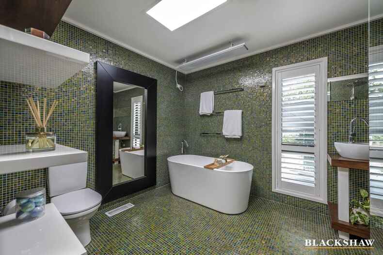 5 Fossey Street Holder 5 Fossey Street Holder