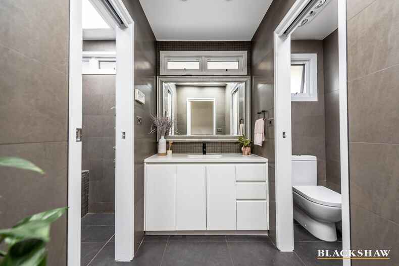 5 Fossey Street Holder 5 Fossey Street Holder