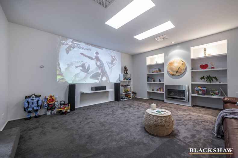 5 Fossey Street Holder 5 Fossey Street Holder