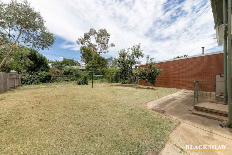 74 Blacket Street Downer