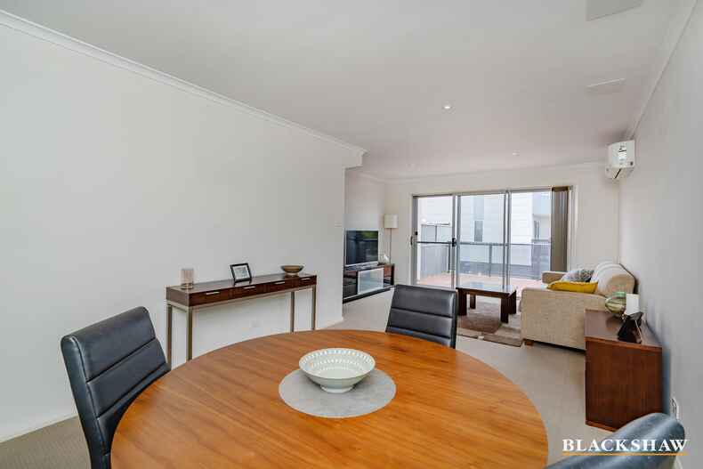 1/33 McGovern Street Casey