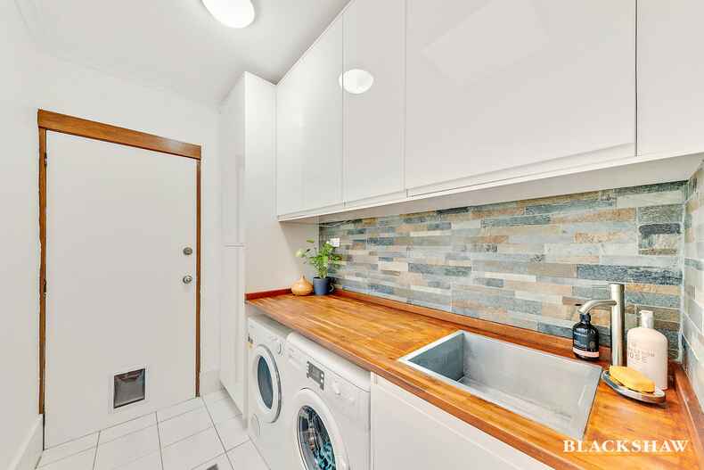 14B Hooker Street Yarralumla 14B Hooker Street Yarralumla