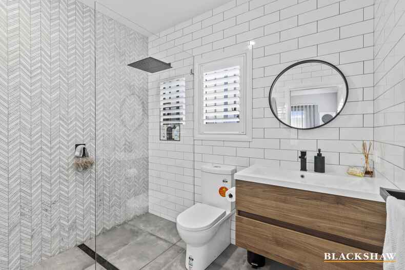 13 Bagarin Avenue Tomakin 13 Bagarin Avenue Tomakin