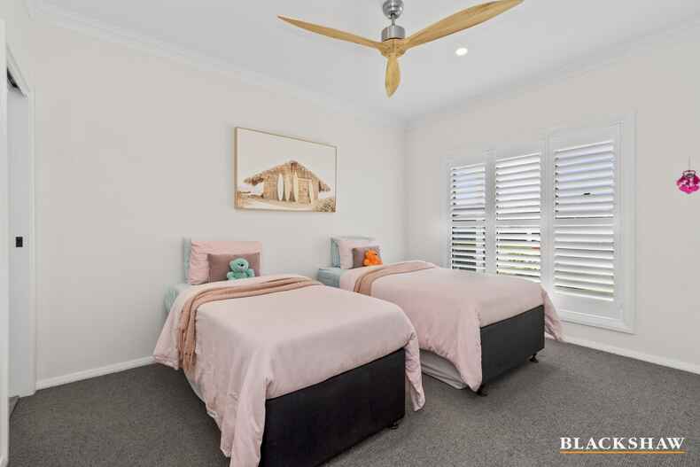 13 Bagarin Avenue Tomakin 13 Bagarin Avenue Tomakin